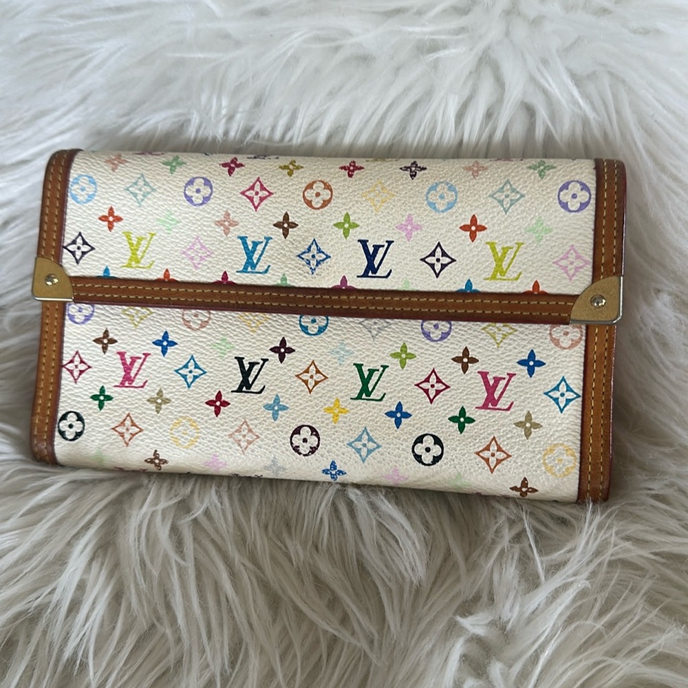 EUC W/COA murakami wallet